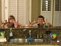 Kids_CounterLunch