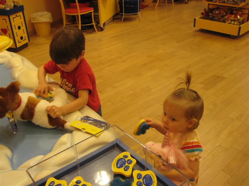 Jess_Build-A-Bear_K-16.JPG - Waiting my turn for the bathing station...